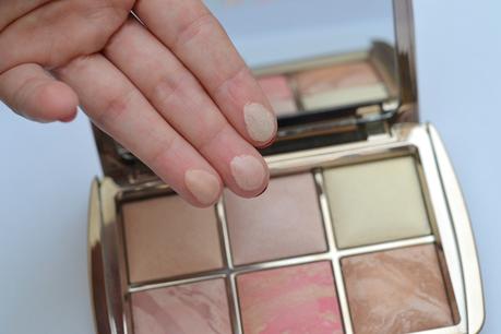 hourglass_ambient_lighting_edit_3 hourglass_ambient_lighting_edit_3