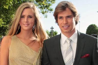 Carlos Baute y Astrid Klisans esperan su primer bebé Carlos Baute y Astrid Klisans esperan su primer bebé