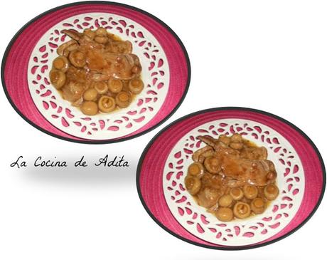 Filetes de ternera en salsa con champiñones Filetes de ternera en salsa con champiñones