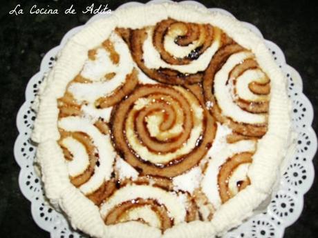 Tarta de yema con nata Tarta de yema con nata