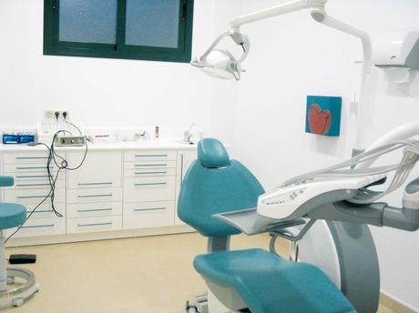 DENTAL ESPAÑOLA S.L. recibe quejas en Valencia, España