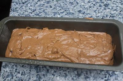 El bizcocho de nesquik, que era un patito feo, y se convirtió en un cisne blanco de chocolate El bizcocho de nesquik, que era un patito feo, y se convirtió en un cisne blanco de chocolate