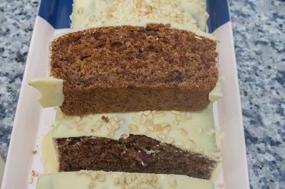 El bizcocho de nesquik, que era un patito feo, y se convirtió en un cisne blanco de chocolate El bizcocho de nesquik, que era un patito feo, y se convirtió en un cisne blanco de chocolate