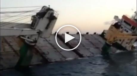 Barco venezolano se hunde en aguas del canal de Panamá barco hunde canal de Panamá
