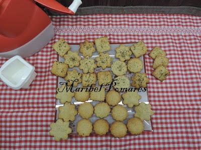 Galletas integrales de avena con queso. Galletas integrales de avena con queso.