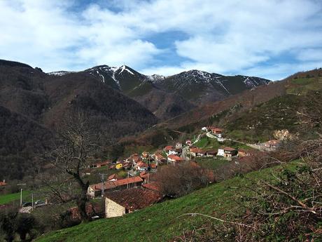 Picos la Berza y Redondo desde Taja