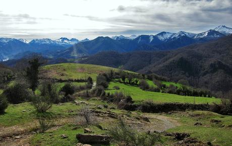 Picos la Berza y Redondo desde Taja