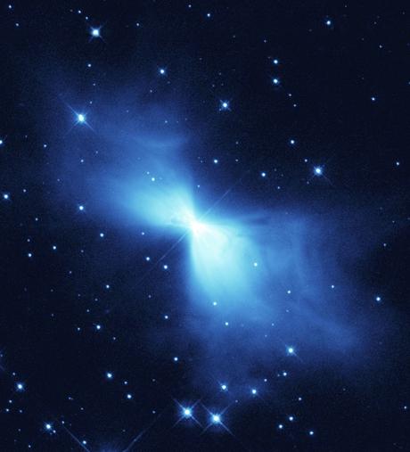 Luz dispersa en la nebulosa Boomerang