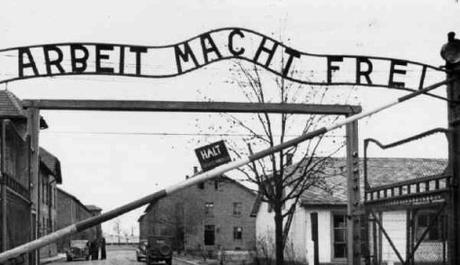 Auschwitz, in Memoriam Auschwitz, in Memoriam