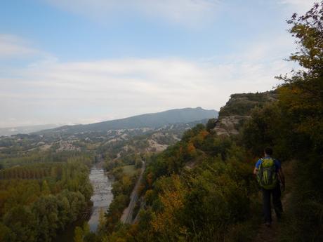 De Torelló a Sant Quirze de Besora siguiendo el curso del río Ter De Torelló a Sant Quirze de Besora siguiendo el curso del río Ter