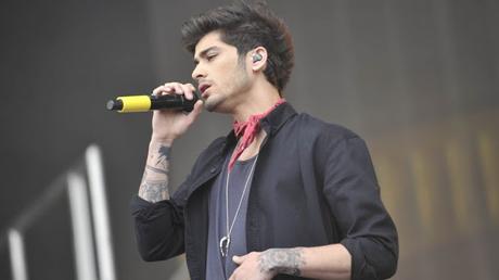 Zayn Malik presenta su primer sencillo como solista Zayn Malik presenta su primer sencillo como solista