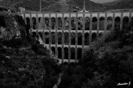 NERJA (MÁLAGA): FOTOGRAFÍAS EN BLANCO/NEGRO