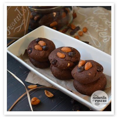 COOKIES DE CHOCOLATE Y MANTEQUILLA DE CACAHUETE / PEANUT BUTTER AND CHOCOLATE COOKIES COOKIES DE CHOCOLATE Y MANTEQUILLA DE CACAHUETE / PEANUT BUTTER AND CHOCOLATE COOKIES