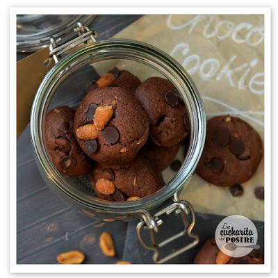 COOKIES DE CHOCOLATE Y MANTEQUILLA DE CACAHUETE / PEANUT BUTTER AND CHOCOLATE COOKIES COOKIES DE CHOCOLATE Y MANTEQUILLA DE CACAHUETE / PEANUT BUTTER AND CHOCOLATE COOKIES