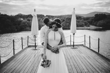 RAQUEL E ISRAEL: UNA BODA CON VISTAS AL LAGO RAQUEL E ISRAEL: UNA BODA CON VISTAS AL LAGO