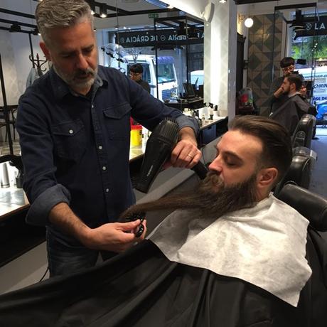 Sorprende a Tu Chico en San Valentín con las Herramientas para el Cuidado de la Barba