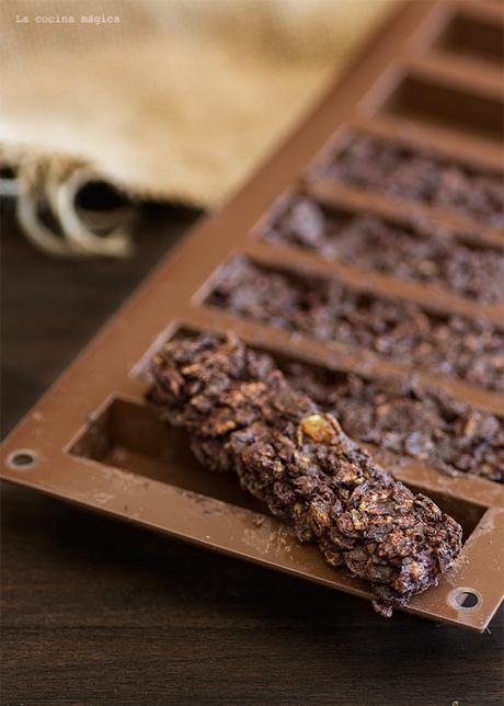 Barritas de cereales, chocolate y naranja Barritas de cereales, chocolate y naranja