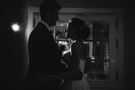 La boda de Raquel y Ángel Blanco y negro con flash