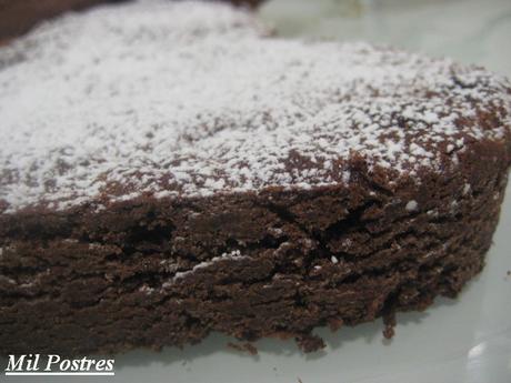 TARTA CORAZÓN DE CHOCOLATE (Libre de Gluten) TARTA CORAZÓN DE CHOCOLATE (Libre de Gluten)