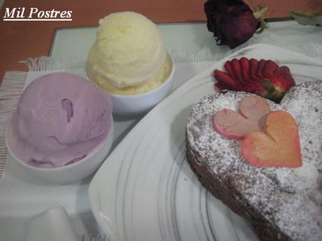 TARTA CORAZÓN DE CHOCOLATE (Libre de Gluten) TARTA CORAZÓN DE CHOCOLATE (Libre de Gluten)