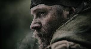 Manu Zapata_El cine (de estreno) fácil de leer_vivazapata.net_EL RENACIDO_Tom Hardy Primer plano