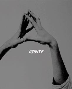 Saga Shatter Me Reseña Saga Shatter Me Reseña, tahereh mafi, feels, fangirleo, aaron warner, juliette ferrars, adam kent, kenji kishimoto, frases, distopía, amor, pasado oscuro, restablecimiento, libros, blog literario, tumblr