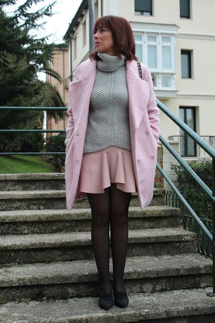 MIS LOOKS - ROSA Y GRIS