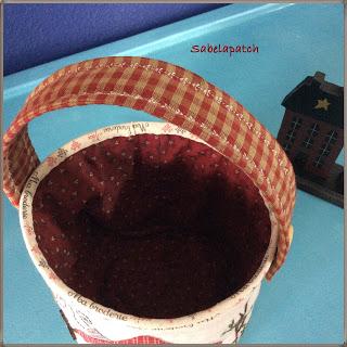 Cesta con asa Cesta con asa