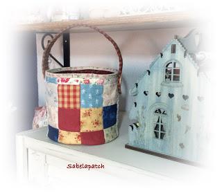 Cesta con asa Cesta con asa