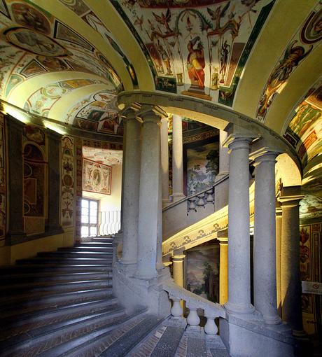 La scala regia del palazzo Farnese a Caprarola