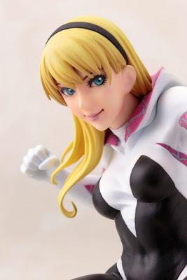 Denle un vistazo a esta figura de Spider-Gwen