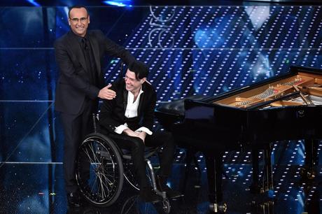 Ezio Bosso, el pianista en silla de ruedas que emociona a todo el mundo