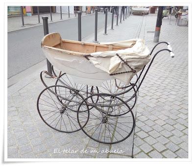 CAJA DECORADA EN PUNTO DE CRUZ, FUNDAS CON BOQUILLA Y VIAJE A PARÍS.