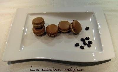 MACARONS DE CACAO Y CAFE MACARONS DE CACAO Y CAFE