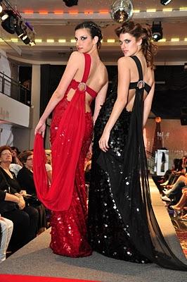 Desfile en Victoria Palace Recepciones 2010 Desfile en Victoria Palace Recepciones 2010