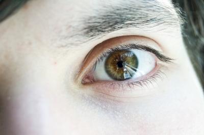 Voyeurismo: deseo tras una ventana Voyeurismo: deseo tras una ventana