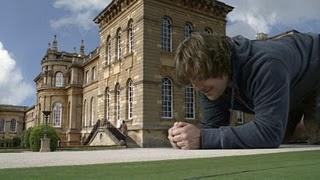 Trailer: Los Viajes De Gulliver (Gulliver's Travels) Trailer: Los Viajes De Gulliver (Gulliver's Travels)