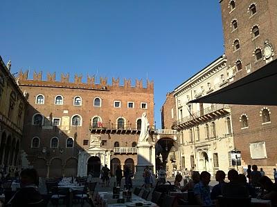 Verona. Romantico tutto. Verona. Romantico tutto.