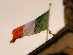 Moodys rebaja cinco escalones el rating de Irlanda, desde Aa2 hasta Baa1, por la mayor incertidumbre Moodys rebaja cinco escalones el rating de Irlanda, desde Aa2 hasta Baa1, por la mayor incertidumbre