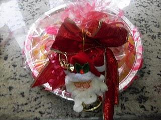 ANGUILA DE MAZAPÁN DE YEMA ANGUILA DE MAZAPÁN DE YEMA