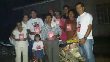 Casa por Casa, puerta a puerta, DEMOCRATAS hace campaña por el NO en San Borja
