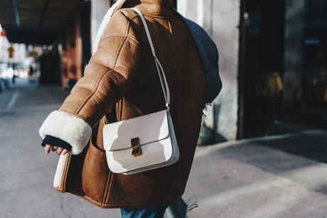 Denim_Lover-Topshop_Jeans-Vintage_Coat-Grey_Scarf-Brown_Booties-Navy_Sweayer-Denim_Shirt-Braids-NYFW-New_York_Fashion_Week-Street_style-Celine_Bag-Vestiaire_Collective-91