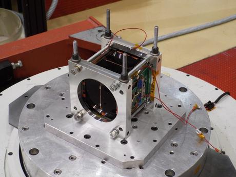 SUCHAI: La esperanza del primer satélite desarrollado en Chile SUCHAI