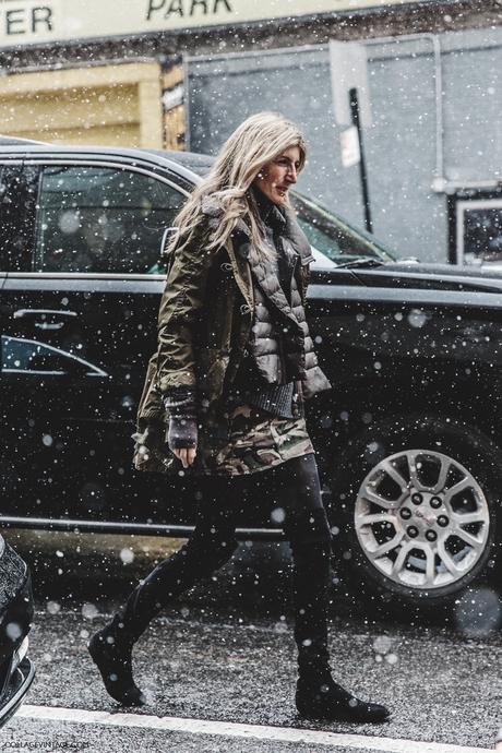 NYFW-New_York_Fashion_Week-Fall_Winter-17-Street_Style-Sarah_Ruston-Militar_TRend-Over_The_Knee_Boots-