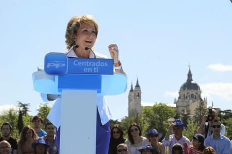 ¿Es Esperanza Aguirre la Frank Underwood española? Foto del PP de Madrid (CC).