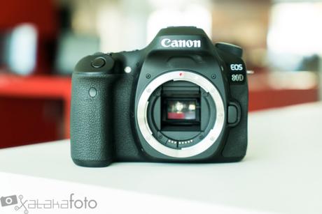 Canon EOS 80D: llega un relevo con más megapíxeles y puntos de enfoque Dsc05253 3