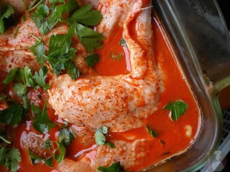 Pollo marinado en salsa de achiote Pollo marinado en salsa de achiote