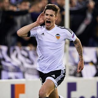 Santi Mina y su recital de goles y asistencias en el 6-0 del Valencia al Rapid de Viena (Video)