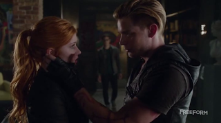 El cautivador Alec Lightwood y el hierático Jace Wayland El cautivador Alec Lightwood y el hierático Jace Wayland