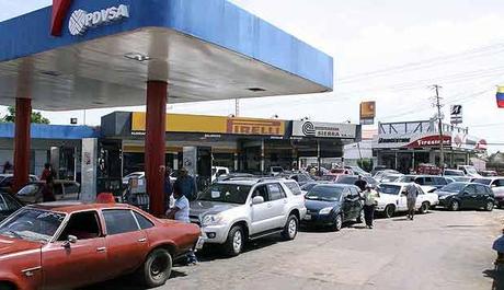 Nicolás Maduro aumentó gasolina de 95 octanos en un 6085% gasolinera Venezuela